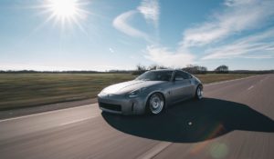 A gray Nissan 350z