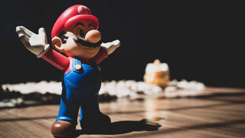 Super Mario figurine